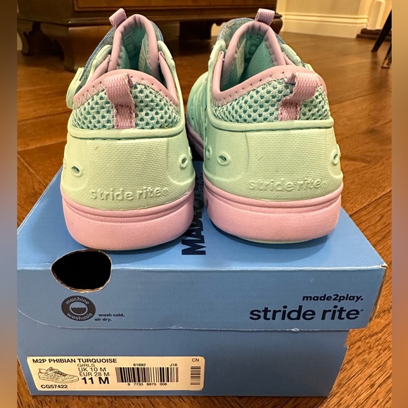 Girls Stride Rite Made 2 Play shoes - size 11 - Picture 6 of 7